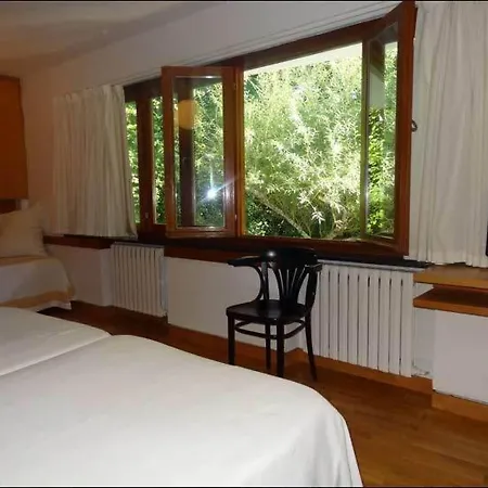 Hotel Restaurante Marroncín Cangas De Narcea